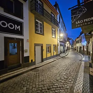 https://pretas-village-flats.madeira-islandshotels.com
